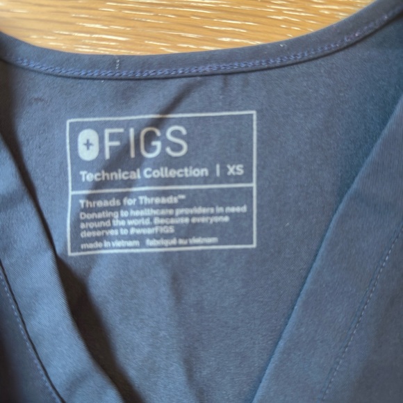 Figs Scrub Set - Picture 2 of 4